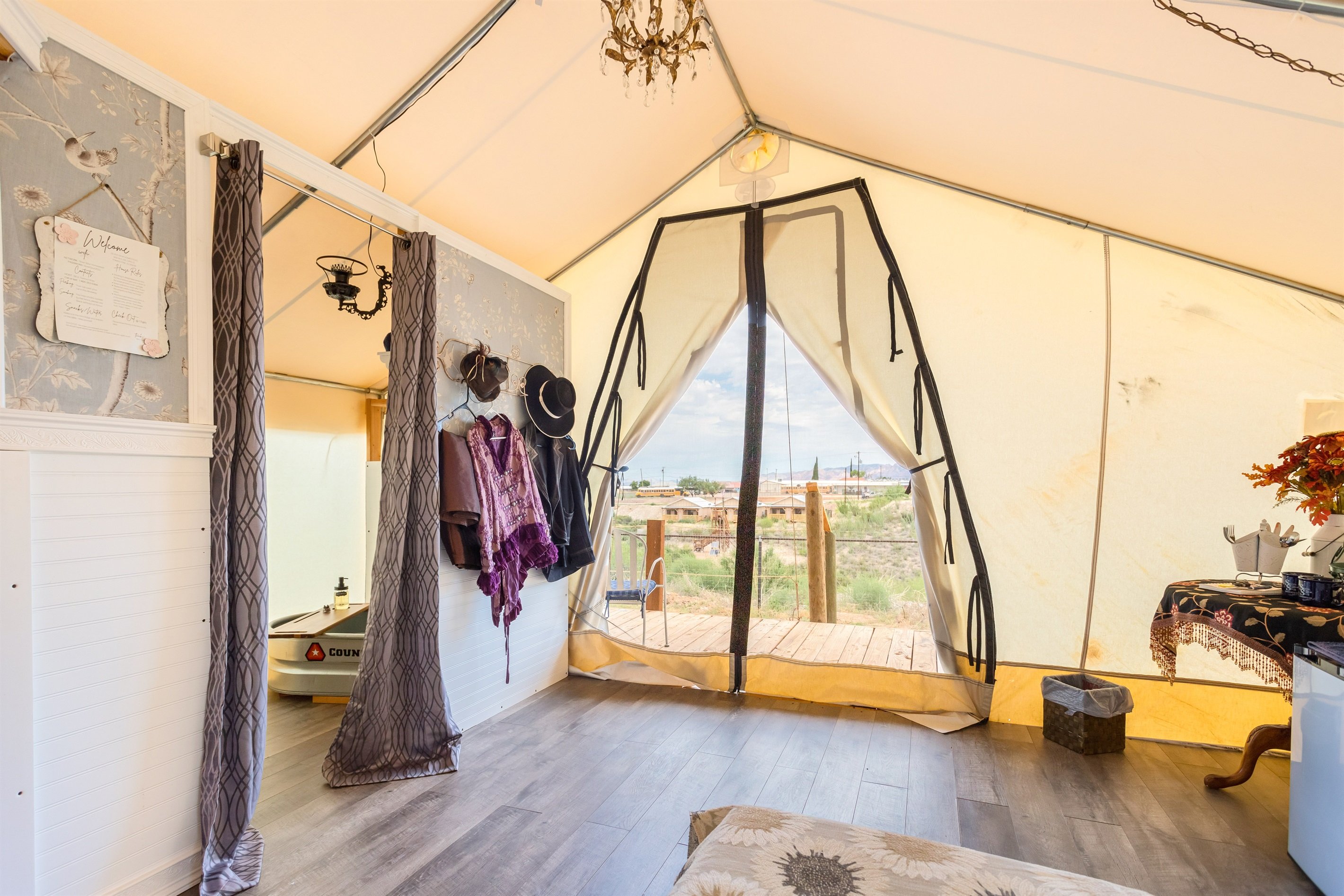 Silver Spur Homestead - Main photo