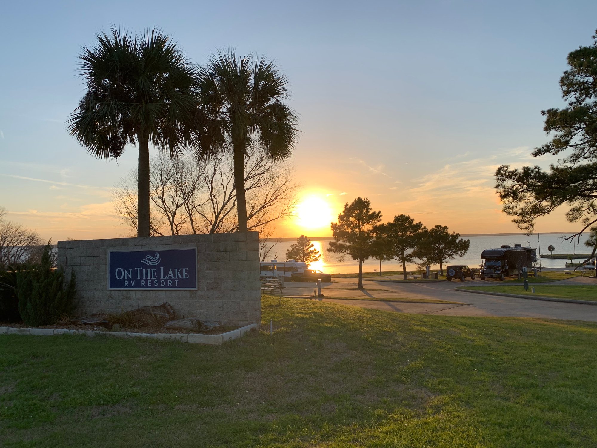 On the Lake RV Resort